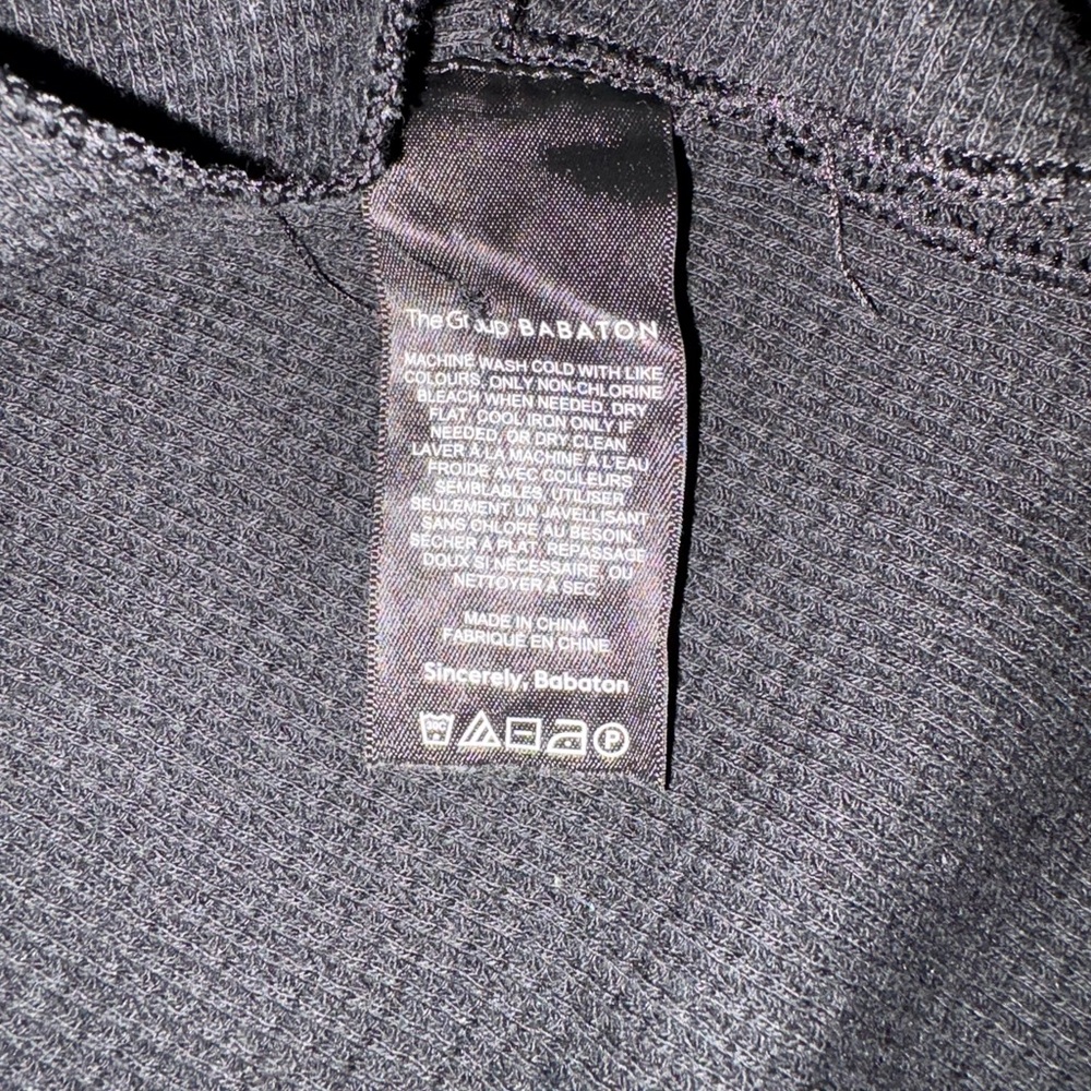 Aritzia The Group Babaton Thermal V-Neck Lounge Cardigan Sweater‎ Women's L - Picture 9 of 9